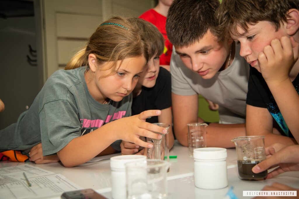 STEM/STEAM освіта: що це і чому вона необхідна сучасним дітям?